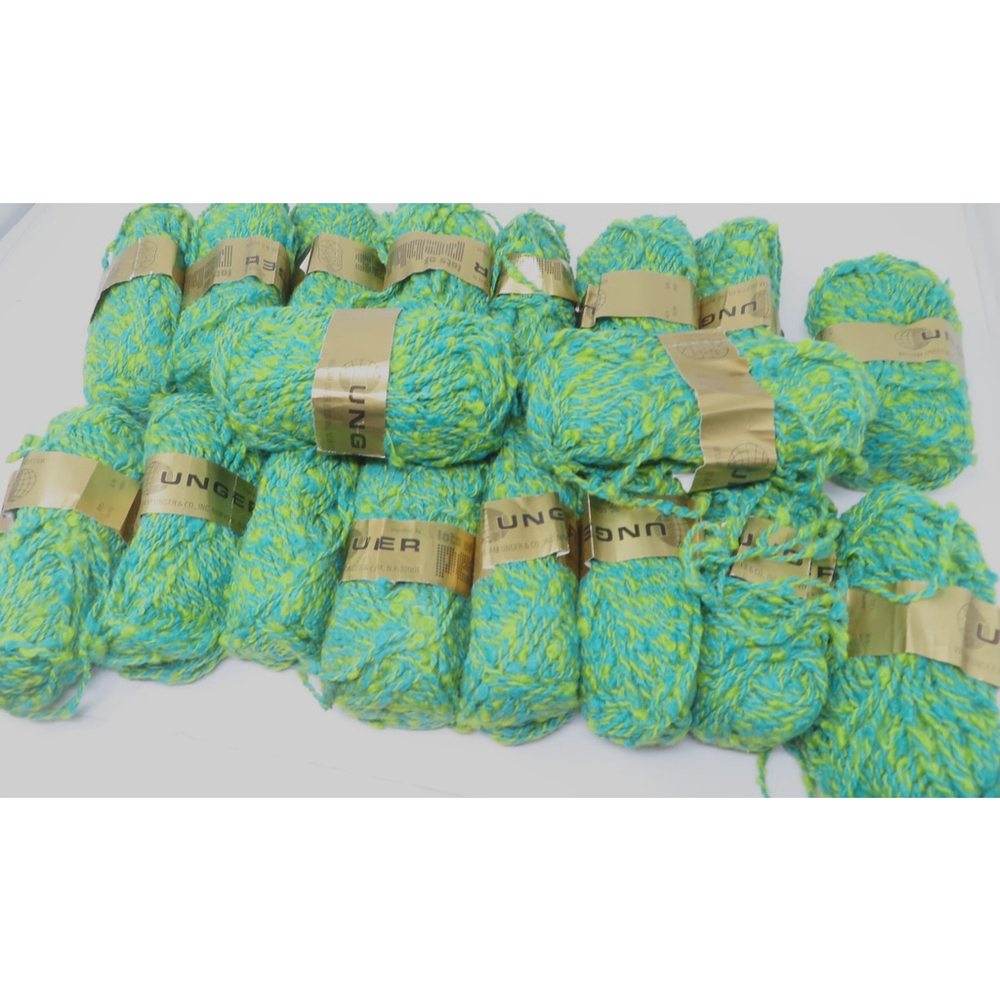 Vtg LOT 18 Unger Yarn Skeins Acrylic WOOL Lots of Pebbles 1.75 oz GREEN Holland